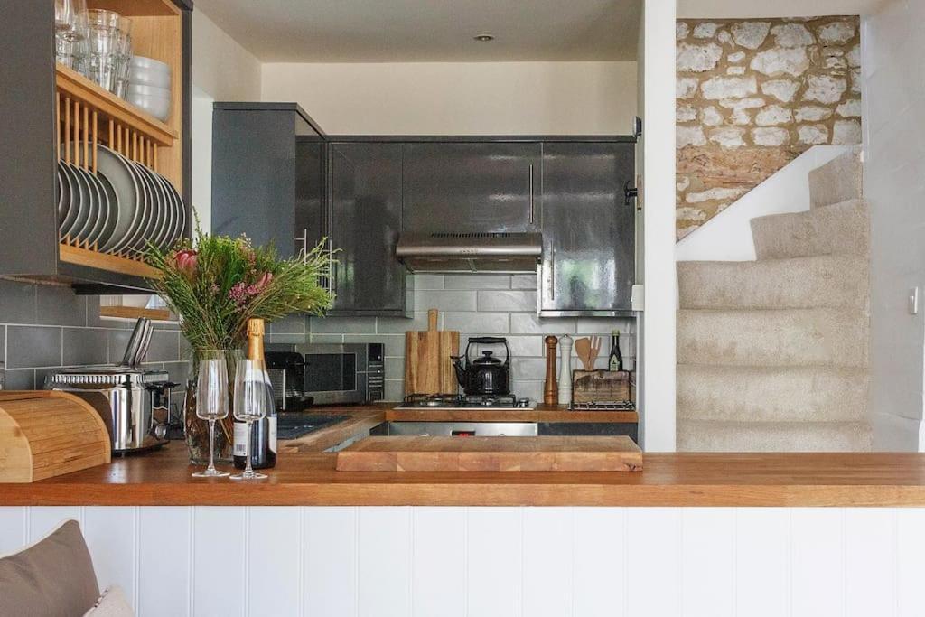 Stylish Painswick Getaway Villa Bagian luar foto
