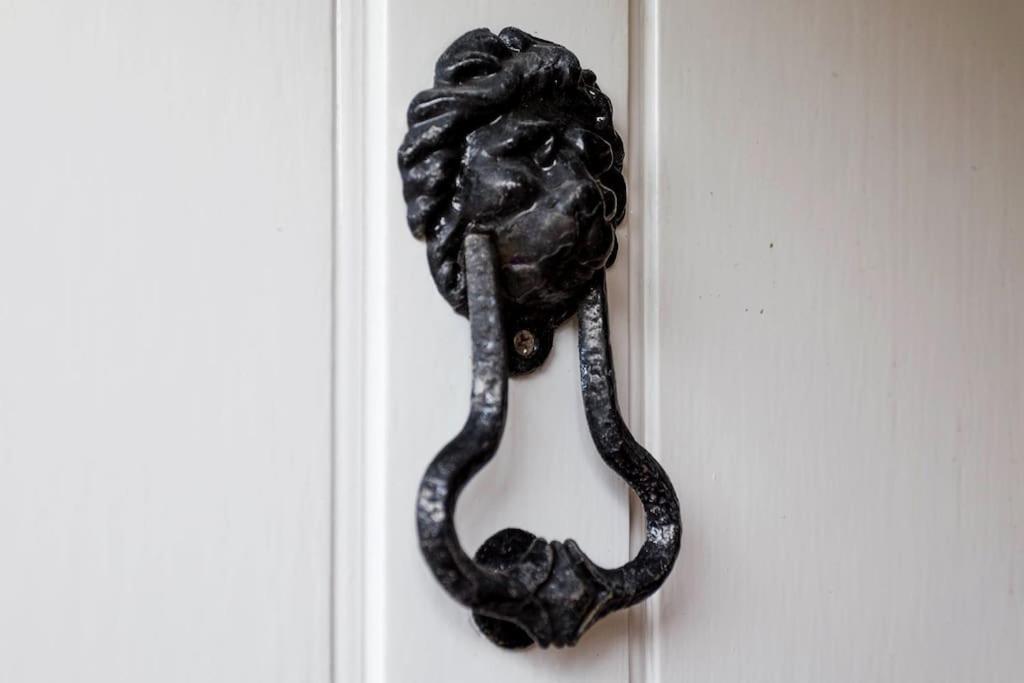 Stylish Painswick Getaway Villa Bagian luar foto