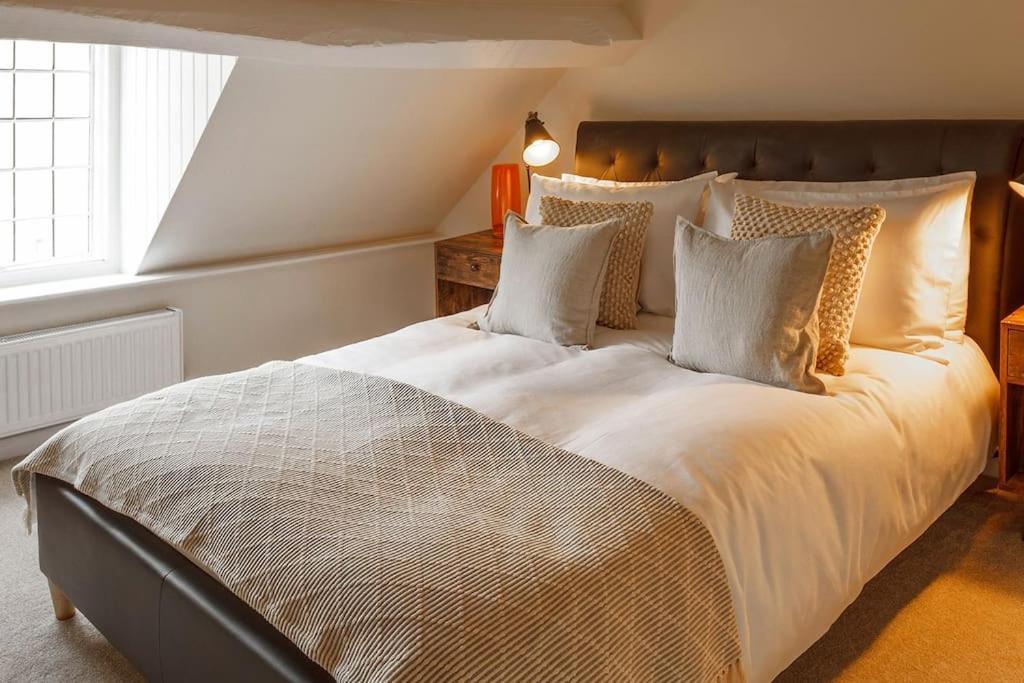 Stylish Painswick Getaway Villa Bagian luar foto