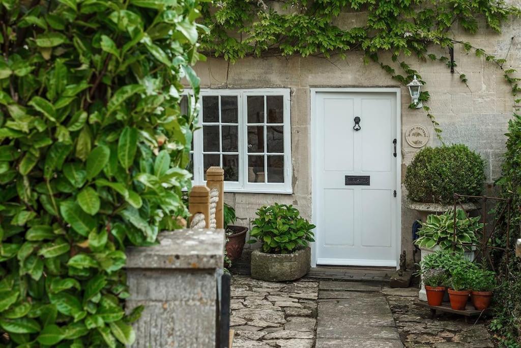 Stylish Painswick Getaway Villa Bagian luar foto