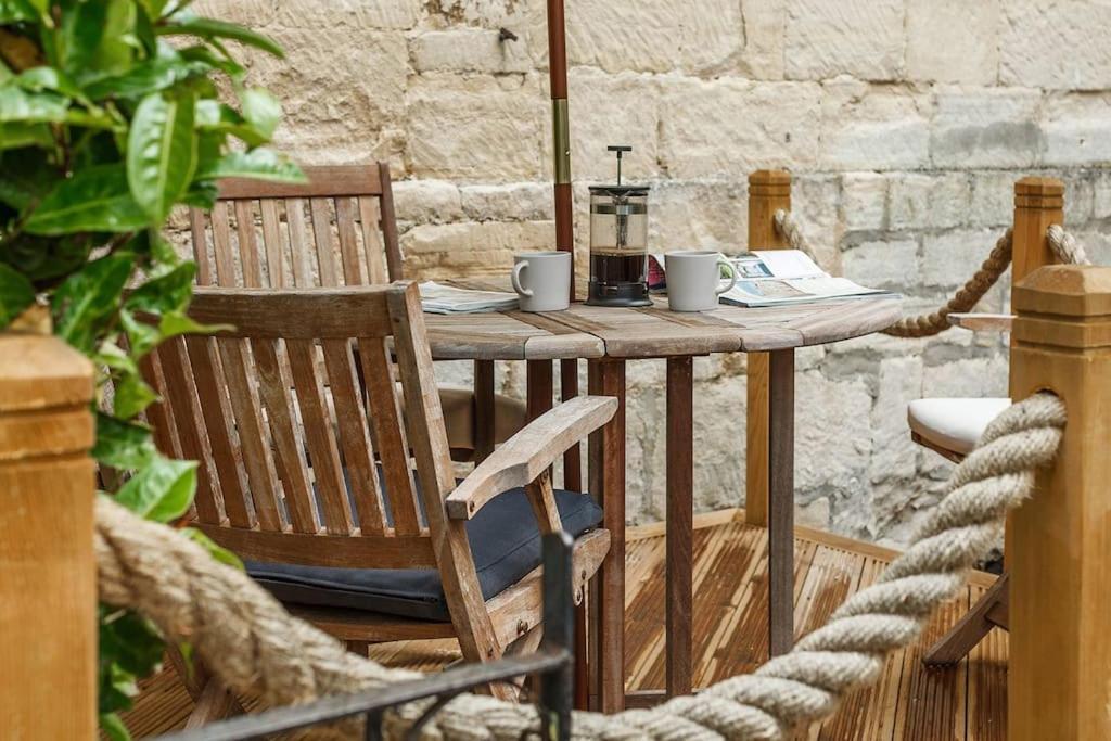 Stylish Painswick Getaway Villa Bagian luar foto