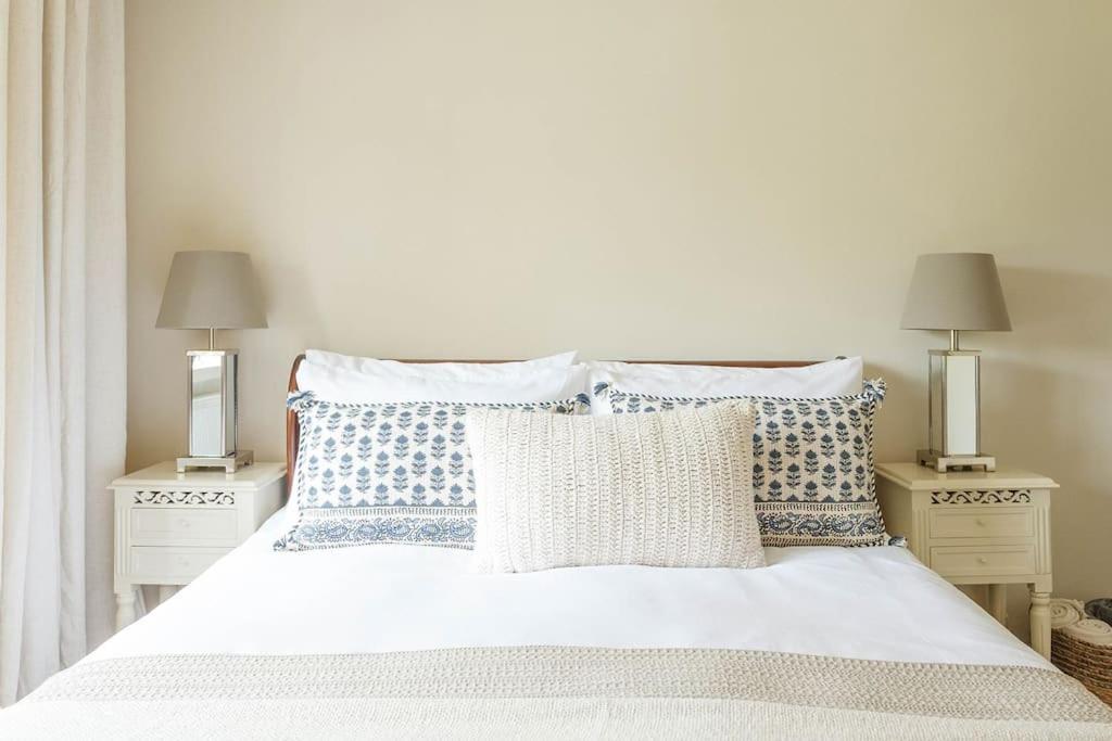 Stylish Painswick Getaway Villa Bagian luar foto