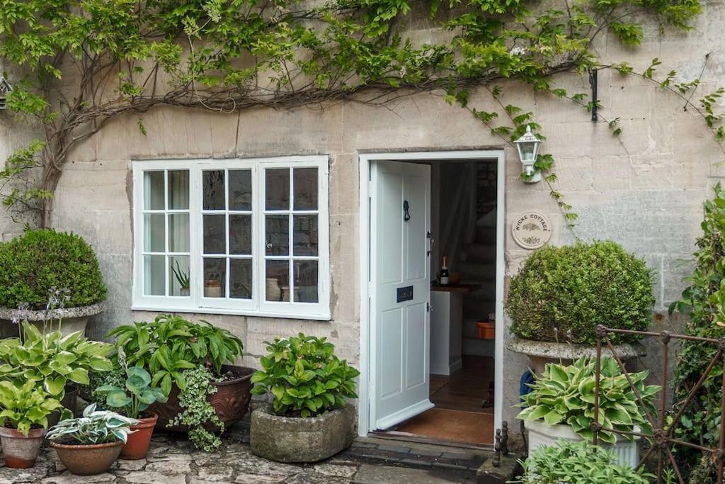 Stylish Painswick Getaway Villa Bagian luar foto